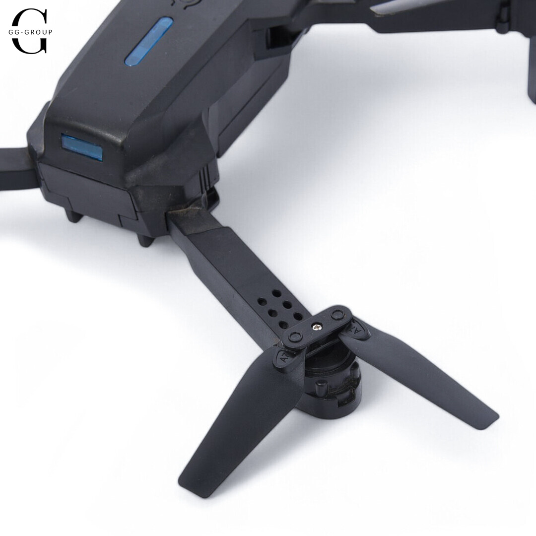 Квадрокоптер на радиоуправлении с камерой RC E88 Black